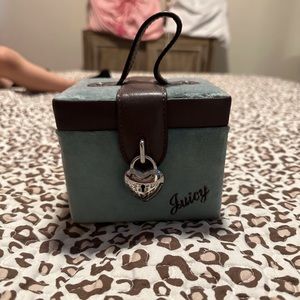 Juicy couture jewelry box